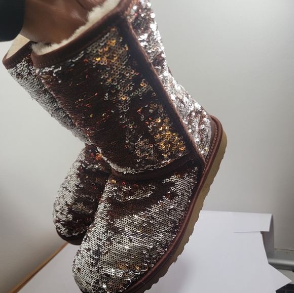 Ugg Women's Classic Short Chunky Sequin Booties - Picture 3 of 6